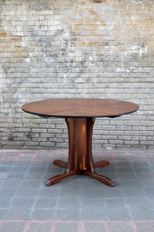 Sling round Table